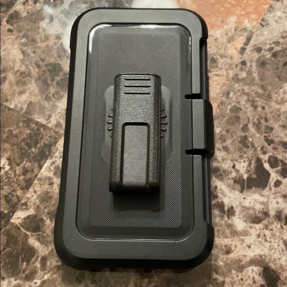 Black iPhone 11 Pro protective phone case - Picture 4 of 4